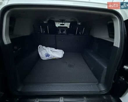 Черный Тойота ФЖ Крузер, объемом двигателя 4 л и пробегом 137 тыс. км за 40900 $, фото 73 на Automoto.ua