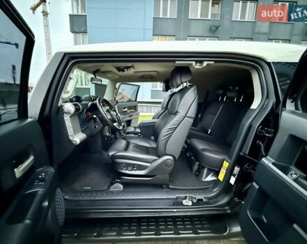 Черный Тойота ФЖ Крузер, объемом двигателя 4 л и пробегом 137 тыс. км за 40900 $, фото 33 на Automoto.ua