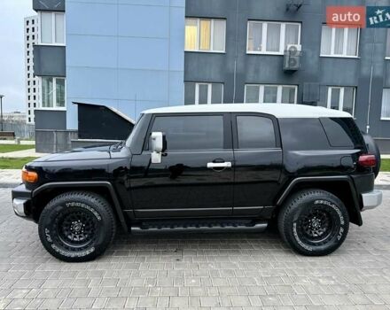 Черный Тойота ФЖ Крузер, объемом двигателя 4 л и пробегом 137 тыс. км за 40900 $, фото 20 на Automoto.ua