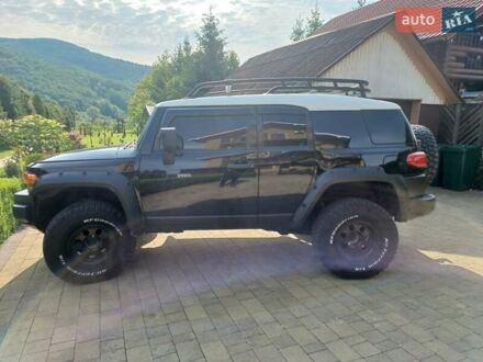 Тойота ФЖ Крузер 2006 в Сваляве на Automoto.ua Черный Тойота ФЖ Крузер, объемом двигателя 3.96 л и пробегом 200 тыс. км за 21100 $, фото 1 на Automoto.ua