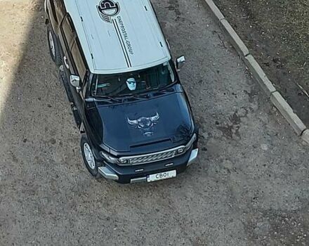 Чорний Тойота ФЖ Крузер, об'ємом двигуна 4 л та пробігом 350 тис. км за 20000 $, фото 1 на Automoto.ua