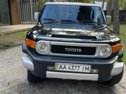 Тойота ФЖ Крузер 2008 в Обухове на Automoto.ua Черный Тойота ФЖ Крузер, объемом двигателя 4 л и пробегом 160 тыс. км за 19181 $, фото 1 на Automoto.ua