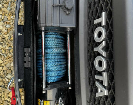 Червоний Тойота ФЖ Крузер, об'ємом двигуна 3.96 л та пробігом 193 тис. км за 29300 $, фото 12 на Automoto.ua