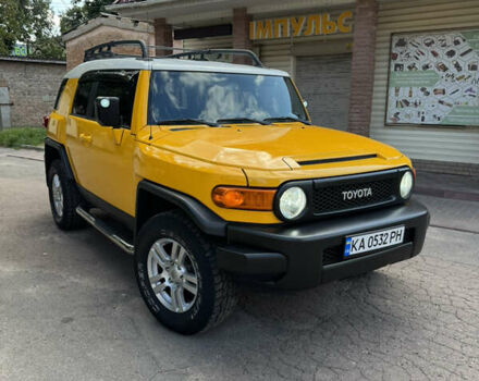 Жовтий Тойота ФЖ Крузер, об'ємом двигуна 4 л та пробігом 211 тис. км за 19999 $, фото 3 на Automoto.ua