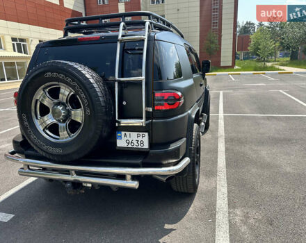 Желтый Тойота ФЖ Крузер, объемом двигателя 3.96 л и пробегом 161 тыс. км за 25900 $, фото 10 на Automoto.ua