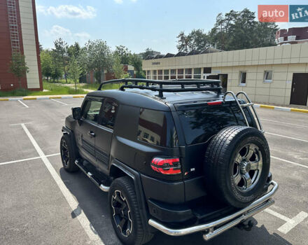 Желтый Тойота ФЖ Крузер, объемом двигателя 3.96 л и пробегом 161 тыс. км за 25900 $, фото 8 на Automoto.ua