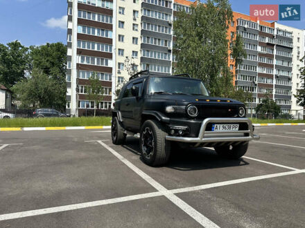 Желтый Тойота ФЖ Крузер, объемом двигателя 3.96 л и пробегом 161 тыс. км за 25900 $, фото 1 на Automoto.ua