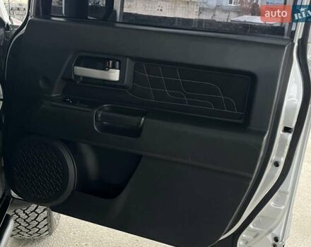 Серый Тойота ФЖ Крузер, объемом двигателя 3.96 л и пробегом 271 тыс. км за 26099 $, фото 26 на Automoto.ua