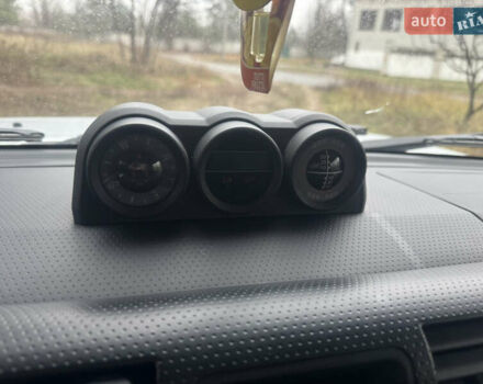 Серый Тойота ФЖ Крузер, объемом двигателя 3.96 л и пробегом 252 тыс. км за 18500 $, фото 13 на Automoto.ua