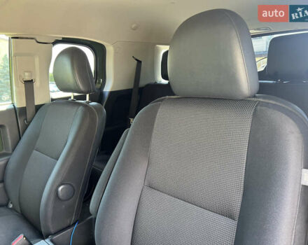 Зеленый Тойота ФЖ Крузер, объемом двигателя 3.96 л и пробегом 145 тыс. км за 27900 $, фото 17 на Automoto.ua