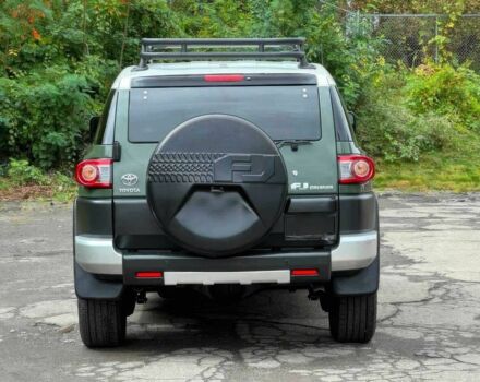 Зеленый Тойота ФЖ Крузер, объемом двигателя 4 л и пробегом 83 тыс. км за 4500 $, фото 5 на Automoto.ua