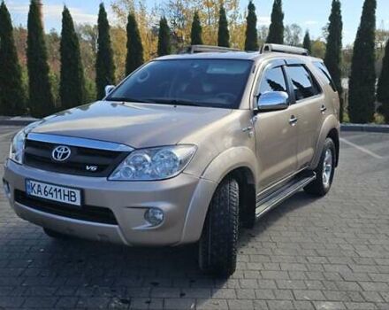 Тойота Фортунер 2006 в Надворной на Automoto.ua Бежевый Тойота Фортунер, объемом двигателя 4 л и пробегом 176 тыс. км за 9500 $, фото 10 на Automoto.ua