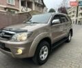 Бежевий Тойота Фортунер, об'ємом двигуна 2.7 л та пробігом 178 тис. км за 11300 $, фото 1 на Automoto.ua