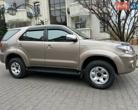 Бежевий Тойота Фортунер, об'ємом двигуна 2.7 л та пробігом 178 тис. км за 11300 $, фото 5 на Automoto.ua