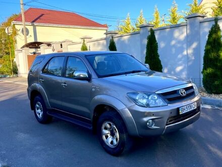 Тойота Фортунер 2007 в Одессе на Automoto.ua Бежевый Тойота Фортунер, объемом двигателя 2.7 л и пробегом 178 тыс. км за 9300 $, фото 1 на Automoto.ua