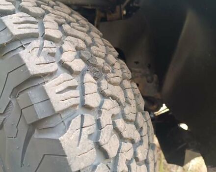 Тойота Фортунер 2005 у Лебедине на Automoto.ua Чорний Тойота Фортунер, об'ємом двигуна 4 л та пробігом 232 тис. км за 11700 $, фото 21 на Automoto.ua