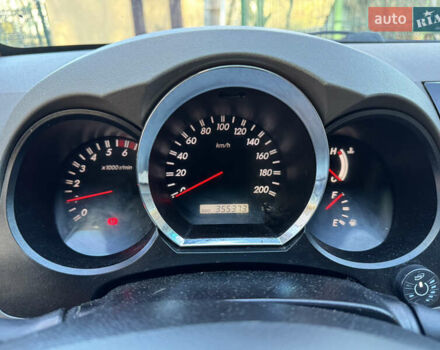 Черный Тойота Фортунер, объемом двигателя 3.96 л и пробегом 335 тыс. км за 14000 $, фото 16 на Automoto.ua