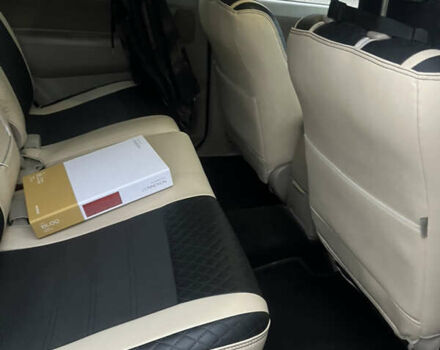 Черный Тойота Фортунер, объемом двигателя 2.7 л и пробегом 351 тыс. км за 12700 $, фото 19 на Automoto.ua