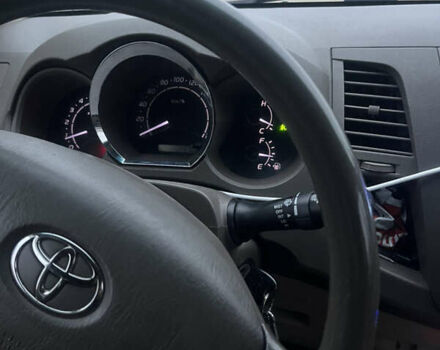 Черный Тойота Фортунер, объемом двигателя 2.7 л и пробегом 351 тыс. км за 12700 $, фото 29 на Automoto.ua