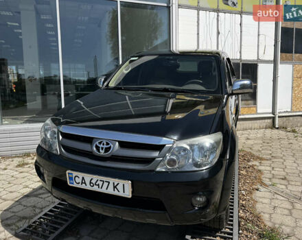 Черный Тойота Фортунер, объемом двигателя 2.69 л и пробегом 178 тыс. км за 12300 $, фото 8 на Automoto.ua