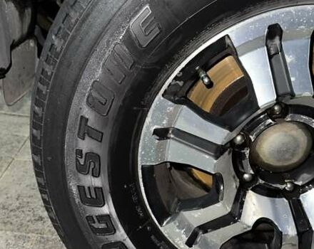 Черный Тойота Фортунер, объемом двигателя 2.7 л и пробегом 205 тыс. км за 11500 $, фото 8 на Automoto.ua