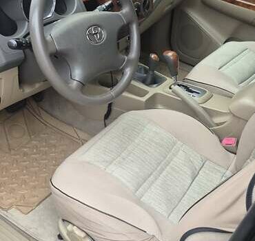 Черный Тойота Фортунер, объемом двигателя 2.7 л и пробегом 190 тыс. км за 15000 $, фото 10 на Automoto.ua