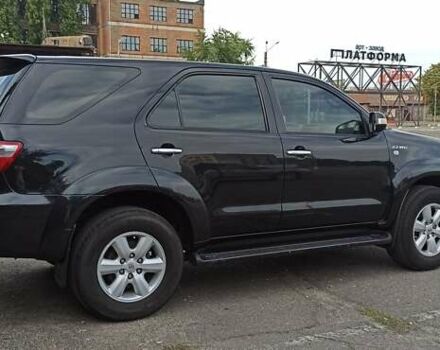 Черный Тойота Фортунер, объемом двигателя 2.7 л и пробегом 186 тыс. км за 15500 $, фото 24 на Automoto.ua