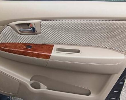 Черный Тойота Фортунер, объемом двигателя 2.7 л и пробегом 186 тыс. км за 15500 $, фото 8 на Automoto.ua