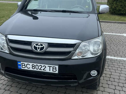 Чорний Тойота Фортунер, об'ємом двигуна 2.7 л та пробігом 351 тис. км за 12700 $, фото 1 на Automoto.ua