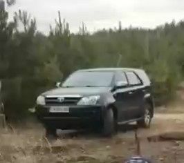 Тойота Фортунер 2007 у Каневе на Automoto.ua Чорний Тойота Фортунер, об'ємом двигуна 2.7 л та пробігом 204 тис. км за 11500 $, фото 1 на Automoto.ua