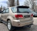 Тойота Фортунер, об'ємом двигуна 0 л та пробігом 243 тис. км за 9999 $, фото 6 на Automoto.ua