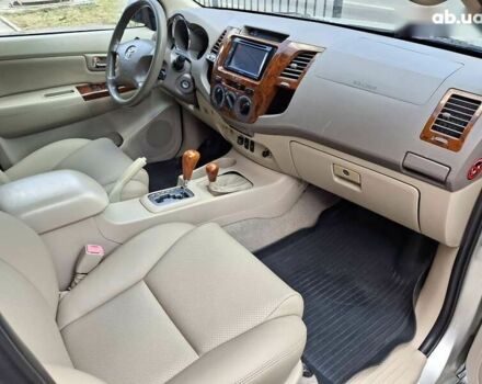 Тойота Фортунер, объемом двигателя 0 л и пробегом 355 тыс. км за 11500 $, фото 25 на Automoto.ua