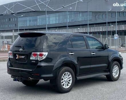 Тойота Фортунер, об'ємом двигуна 0 л та пробігом 145 тис. км за 16990 $, фото 3 на Automoto.ua