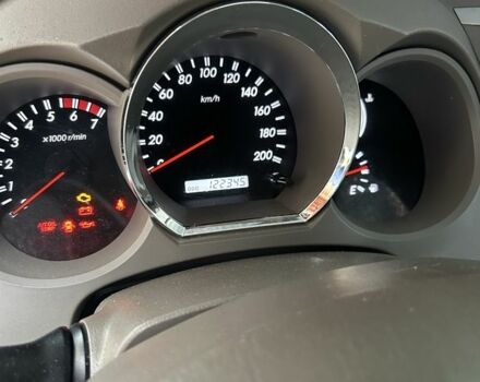 Сірий Тойота Фортунер, об'ємом двигуна 4 л та пробігом 122 тис. км за 14991 $, фото 6 на Automoto.ua