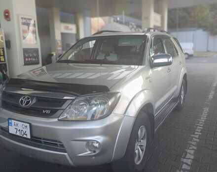 Тойота Фортунер 2006 в Одессе на Automoto.ua Серый Тойота Фортунер, объемом двигателя 3 л и пробегом 192 тыс. км за 11200 $, фото 7 на Automoto.ua