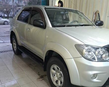 Сірий Тойота Фортунер, об'ємом двигуна 2.69 л та пробігом 360 тис. км за 8500 $, фото 6 на Automoto.ua