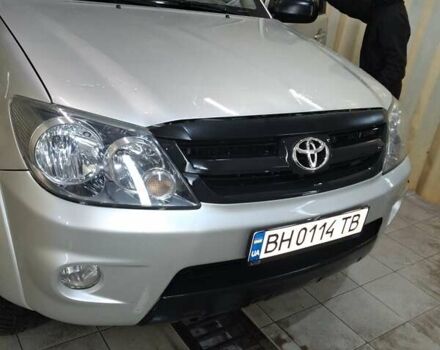 Сірий Тойота Фортунер, об'ємом двигуна 2.69 л та пробігом 360 тис. км за 8500 $, фото 2 на Automoto.ua