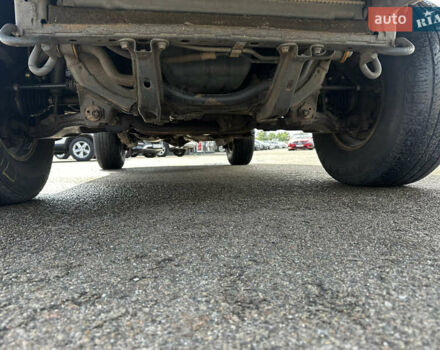 Серый Тойота Фортунер, объемом двигателя 3.96 л и пробегом 310 тыс. км за 8900 $, фото 2 на Automoto.ua