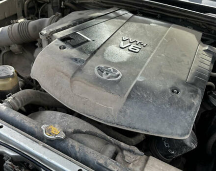 Серый Тойота Фортунер, объемом двигателя 3.96 л и пробегом 310 тыс. км за 8900 $, фото 23 на Automoto.ua