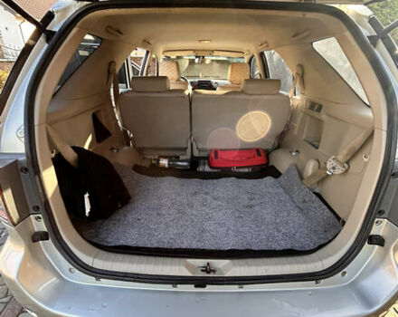 Серый Тойота Фортунер, объемом двигателя 3.96 л и пробегом 217 тыс. км за 14535 $, фото 12 на Automoto.ua