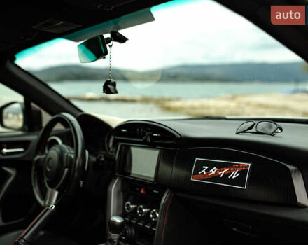 Белый Тойота ГТ 86, объемом двигателя 2 л и пробегом 75 тыс. км за 14500 $, фото 7 на Automoto.ua