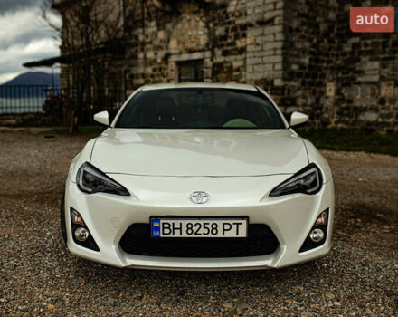 Белый Тойота ГТ 86, объемом двигателя 2 л и пробегом 75 тыс. км за 14500 $, фото 5 на Automoto.ua