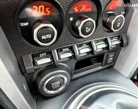 Тойота ГТ 86, объемом двигателя 2 л и пробегом 201 тыс. км за 13500 $, фото 28 на Automoto.ua