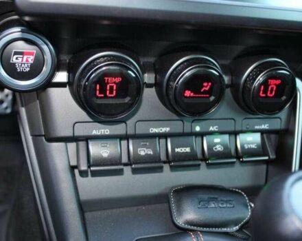 Оранжевый Тойота ГТ 86, объемом двигателя 2.4 л и пробегом 2 тыс. км за 10000 $, фото 15 на Automoto.ua