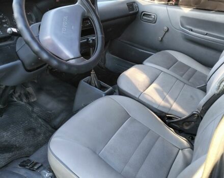 Тойота Хиасе 1992 в Синельниковом на Automoto.ua Белый Тойота Хиасе, объемом двигателя 2.5 л и пробегом 500 тыс. км за 4100 $, фото 4 на Automoto.ua