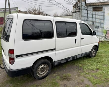 Білий Тойота Хіасє, об'ємом двигуна 2.4 л та пробігом 407 тис. км за 4200 $, фото 3 на Automoto.ua