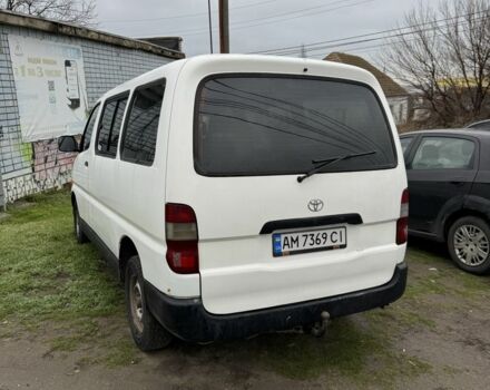 Білий Тойота Хіасє, об'ємом двигуна 2.4 л та пробігом 407 тис. км за 4200 $, фото 2 на Automoto.ua