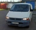 Білий Тойота Хіасє, об'ємом двигуна 2.5 л та пробігом 390 тис. км за 4600 $, фото 1 на Automoto.ua