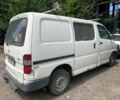 Білий Тойота Хіасє, об'ємом двигуна 2.5 л та пробігом 295 тис. км за 4100 $, фото 2 на Automoto.ua