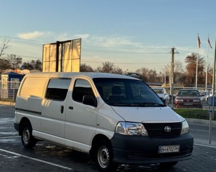 Белый Тойота Хиасе, объемом двигателя 2.5 л и пробегом 267 тыс. км за 5200 $, фото 1 на Automoto.ua